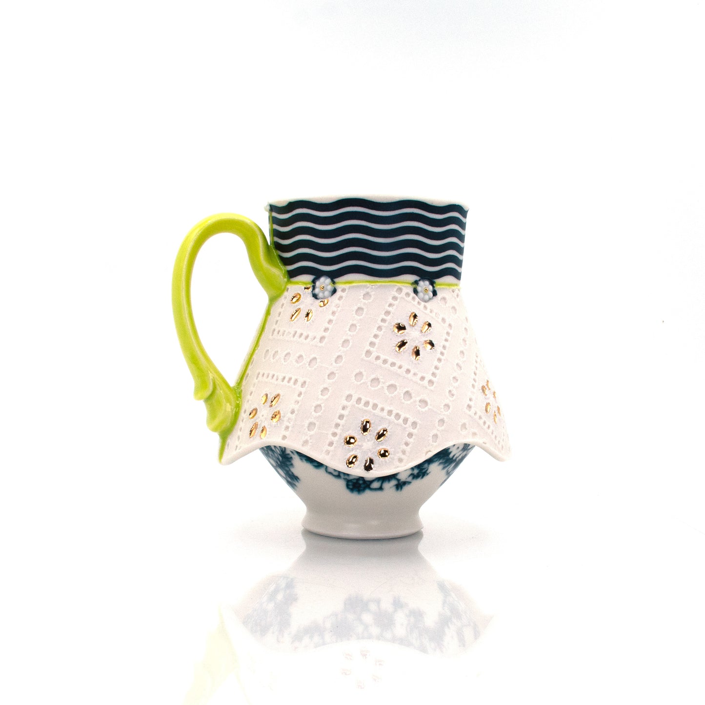 Eyelet Babydoll Mug