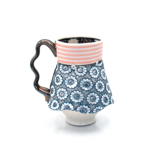 Skirted Dimple Mug